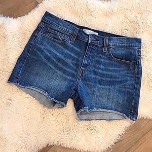 *Levi's Shorts, Raw hem, Size 6